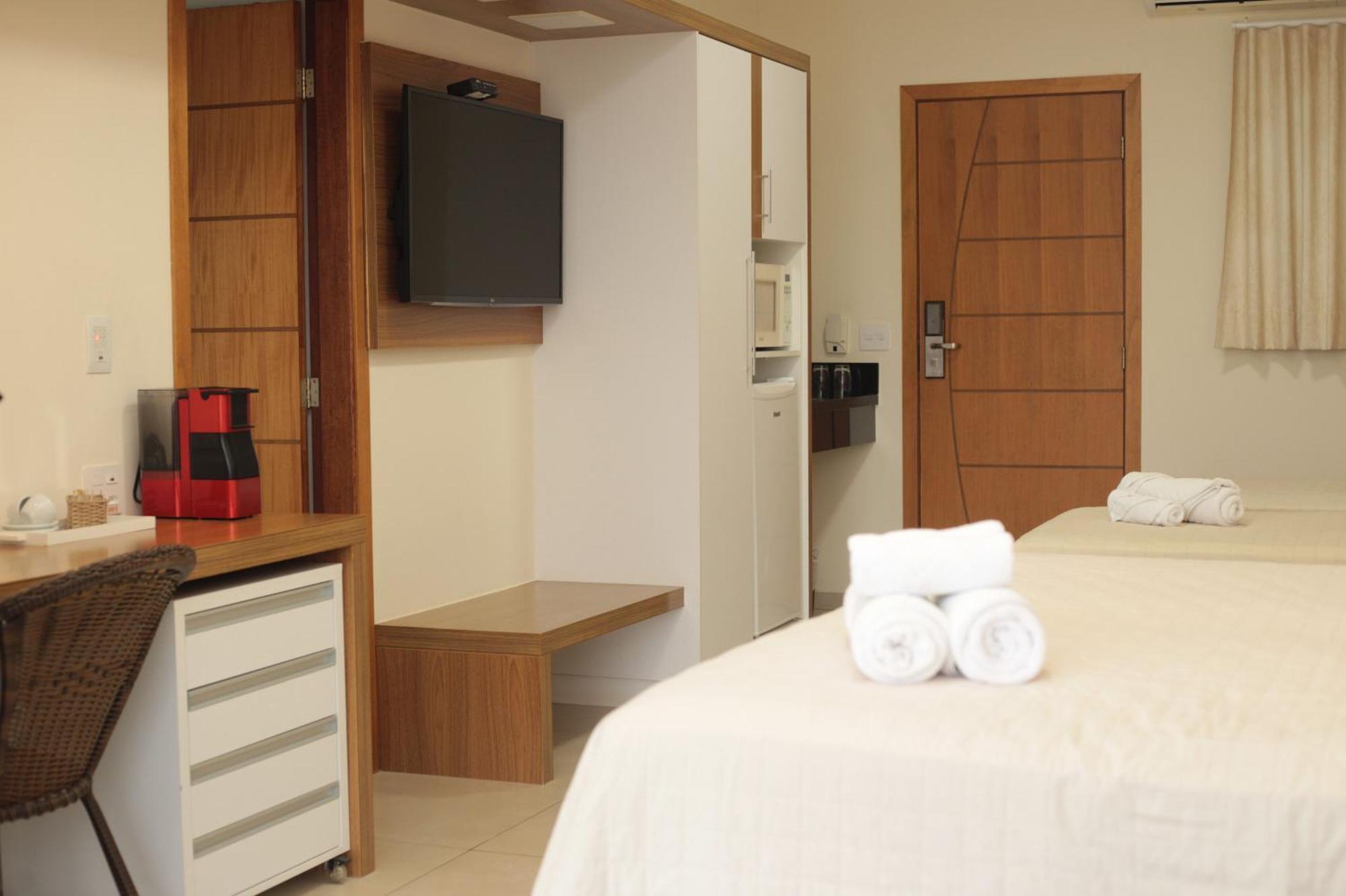 Luxury Quadruple Room,1619201545:JPEG